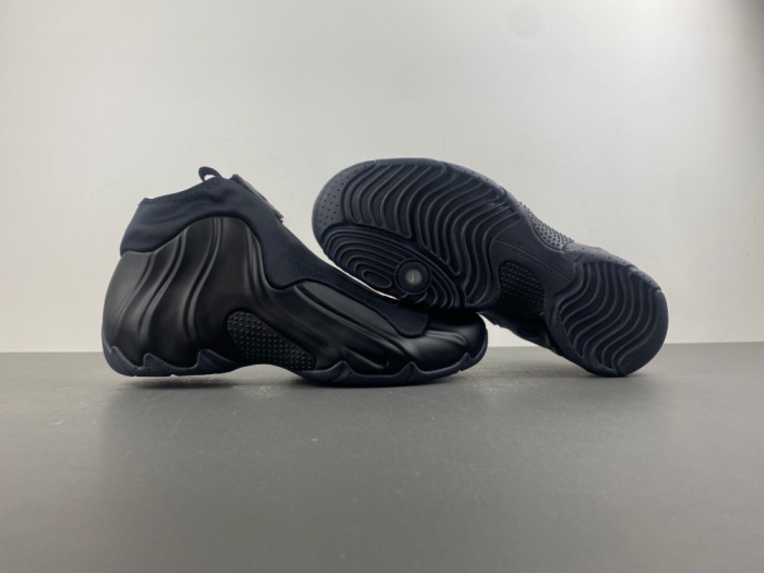 N*ike A*ir Flightposite One “Triple Black” FV5582-001