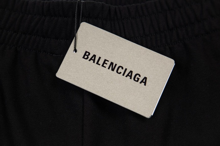 B*alenciaga Top Quality