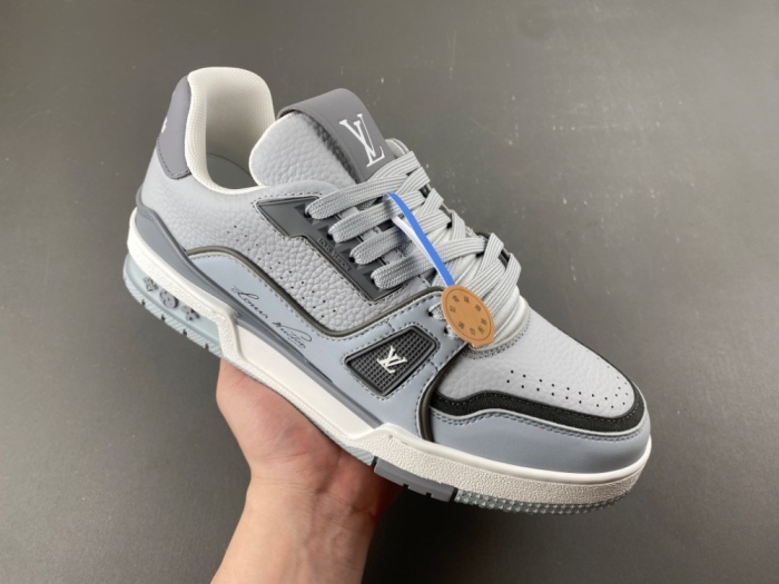 Men Women  L*ouis V*uitton Top Quality Sneakers    size：EU35-47