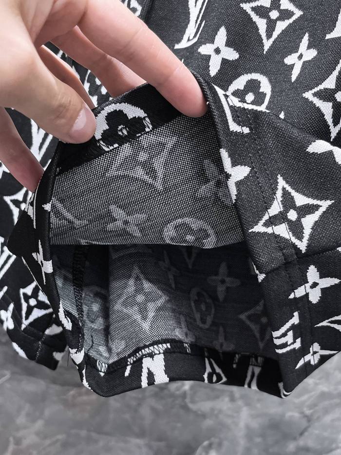 L*ouis V*uitton Top Quality