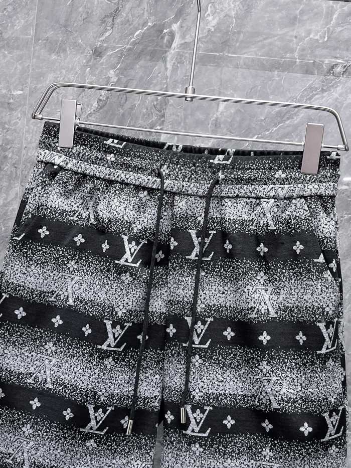 L*ouis V*uitton Top Quality