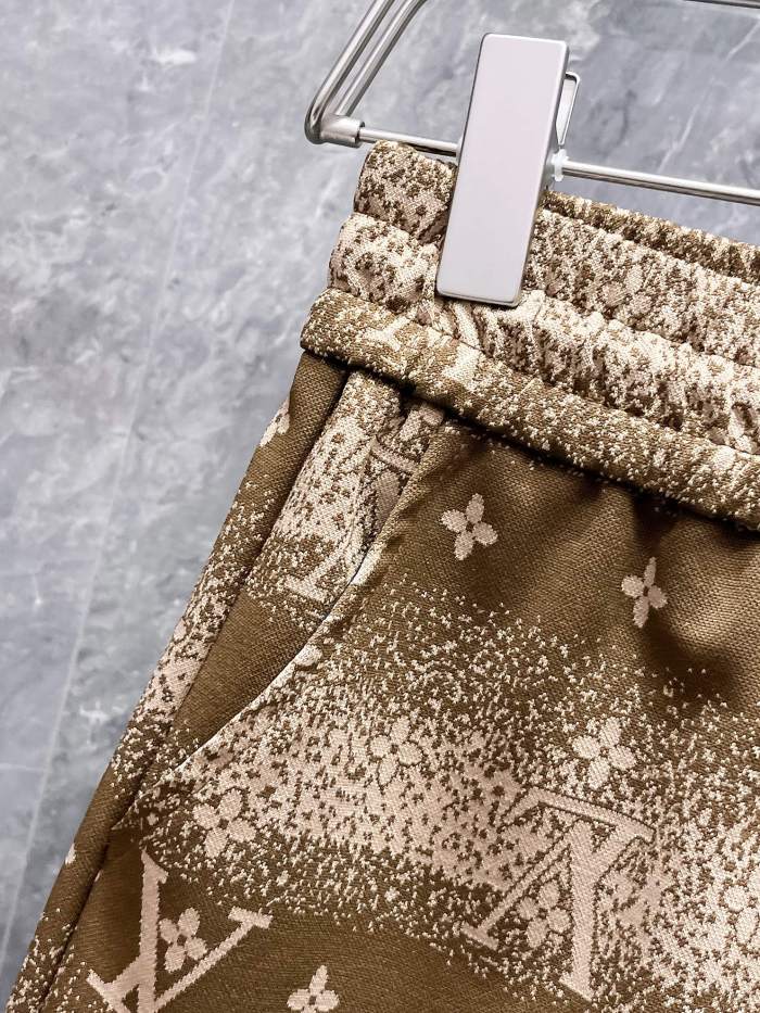 L*ouis V*uitton Top Quality