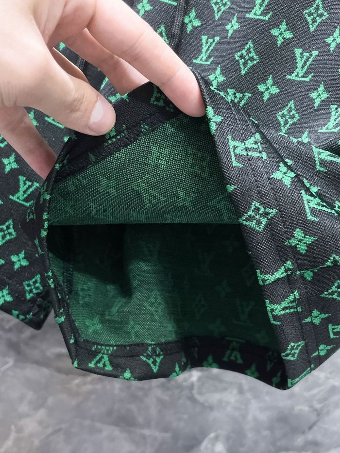L*ouis V*uitton Top Quality
