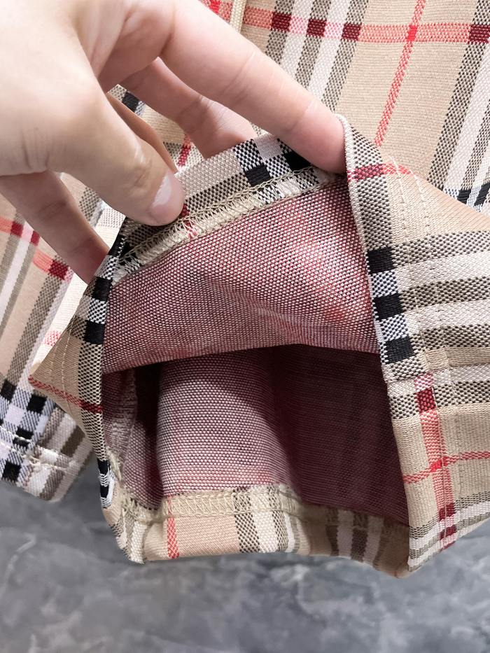 B*urberry Top Quality