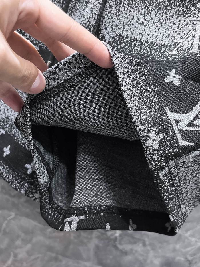 L*ouis V*uitton Top Quality