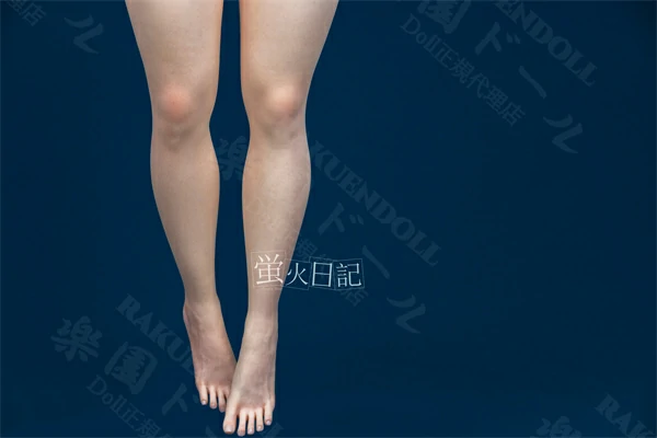 蛍火日記 151cm Aカップ ボディ詳細·足 ダッチワイフ