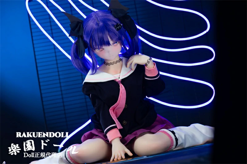 MW Girl(魔物姫) s33Akiヘッド 115cm バスト中 セーラー服無口美少女 宣材写真のはビニールヘッド+シリコンボディアダルトドール 横画像