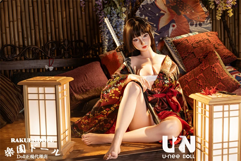 sexdoll Uneedoll 星野ルナヘッド ②メイク 158cm Eカップ 横画像