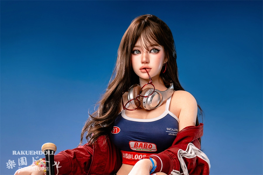 スポーツ女子のギャル系ラブドール T4ヘッド 161cm Fカップ irontechdoll