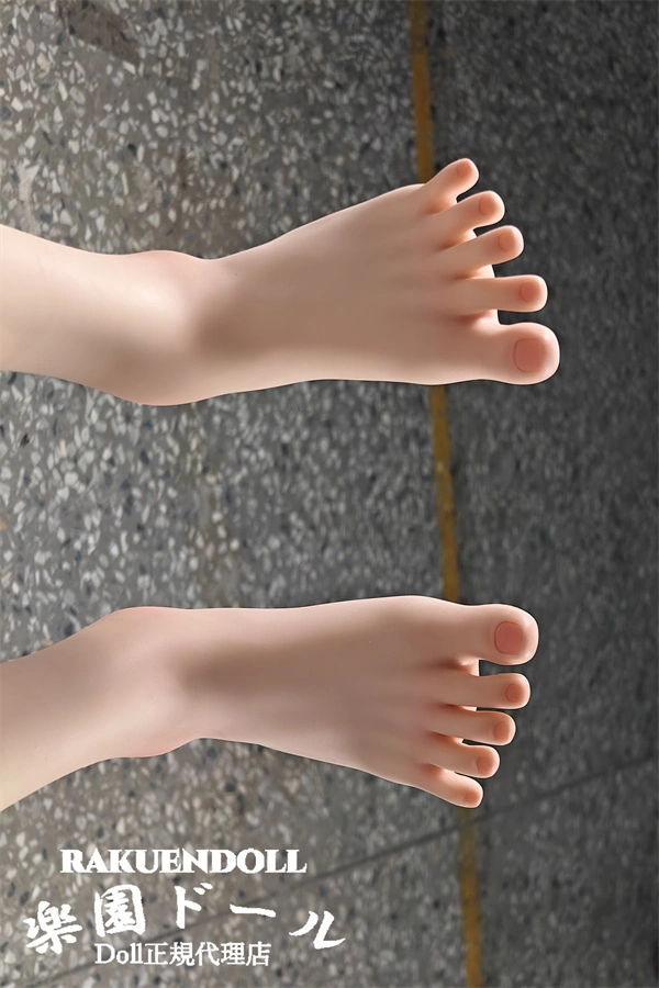 ドールリアル Kiradols 150cm Aカップ 足細部 実績画像