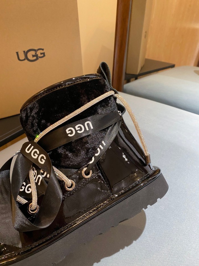 UGG Short Boost Women Shoes 0067 (2021)