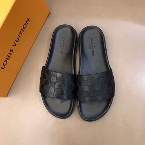 LV Slipper men Shoes 0017（2021）