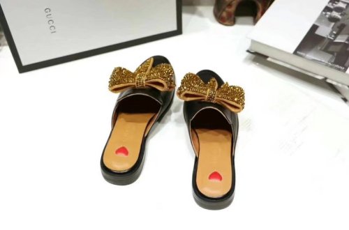 Gucci Slipper Women Shoes 0057