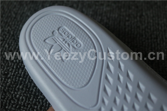 Authentic Adidas Yeezy Boost 350 V2 Zebra