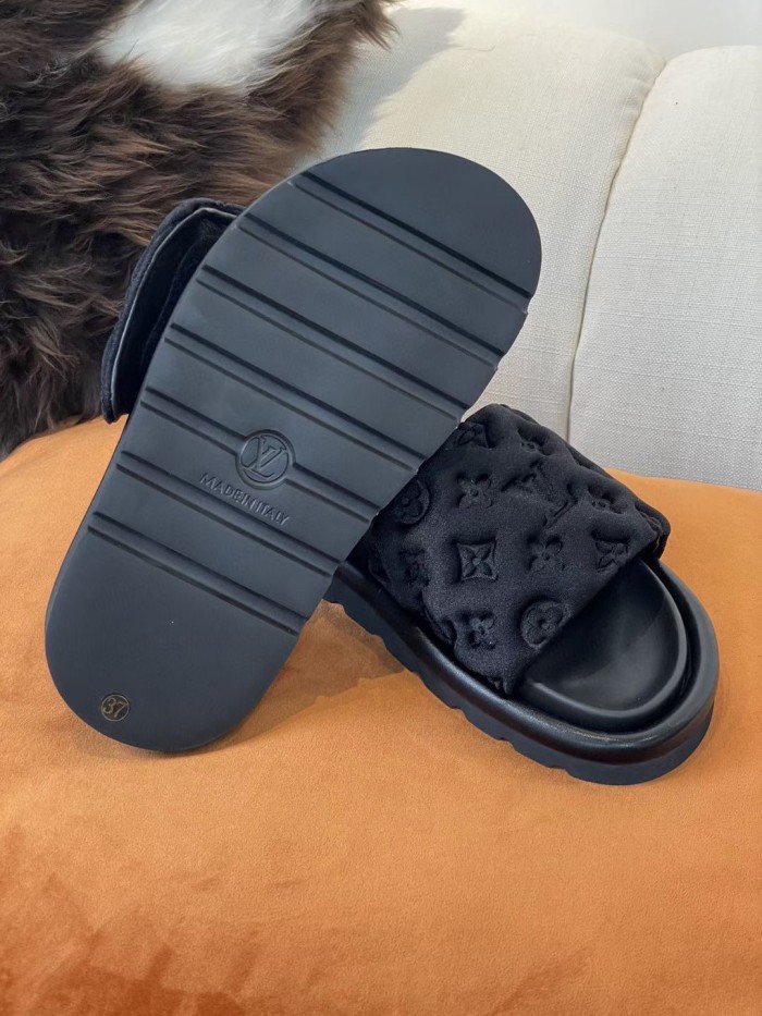 LV Slipper Men Shoes 0033（2022）