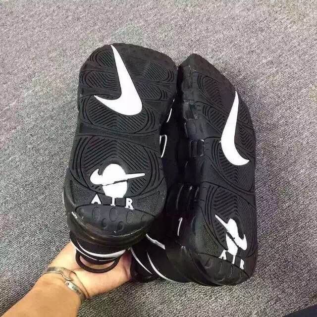 Nike's Air More Uptempo Retro Black White