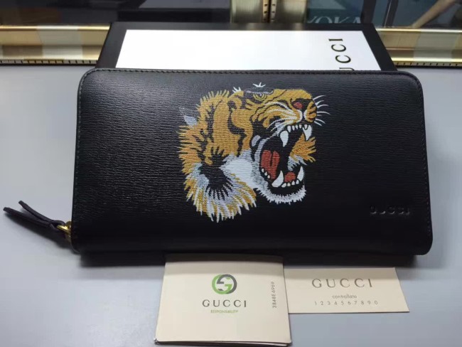 Gucci wallets 049