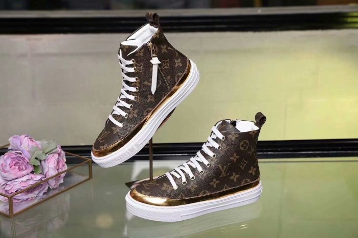 LV Short Boost Women Shoes 0027