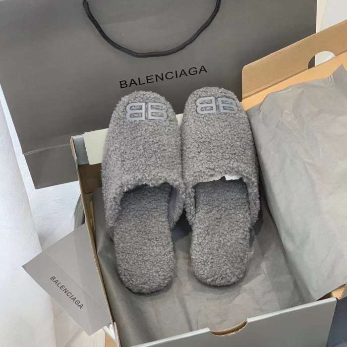 Balenciaga Hairy slippers 0017（2021）