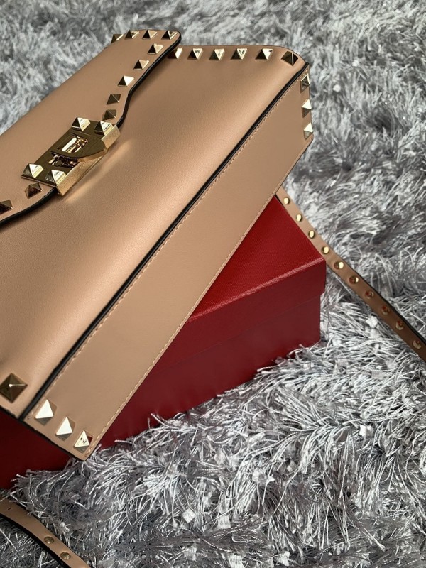 Valentino Super High End Handbags 004（2022）