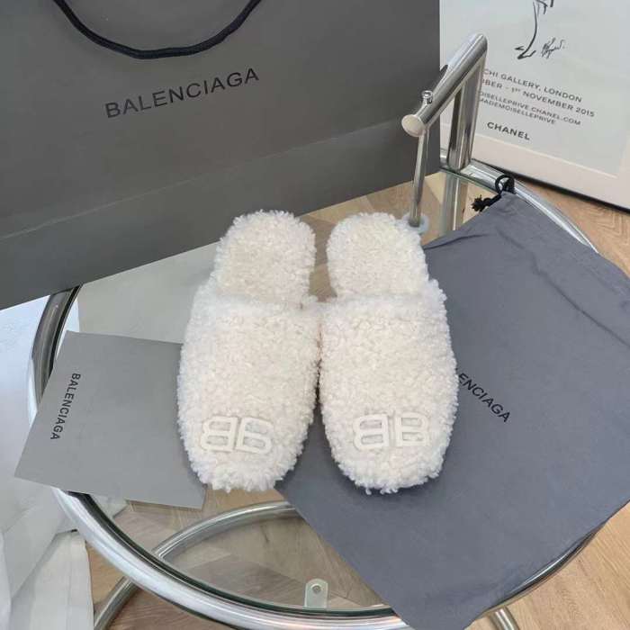 Balenciaga Hairy slippers 0023（2021）