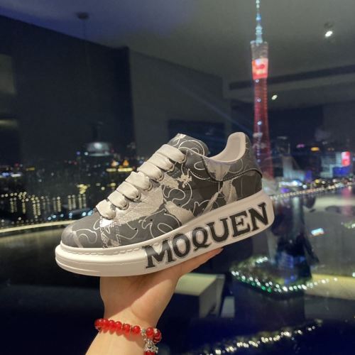 Super High End Alexander McQueen Men And Women Shoes 0037 (2021)