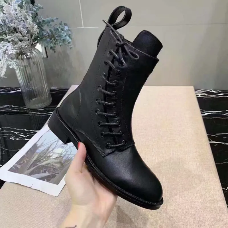Dior Short Boost Women Shoes2019 0032