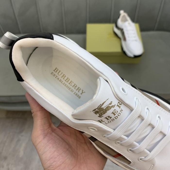 Burberry Designer Men Shoes 009 (2021)