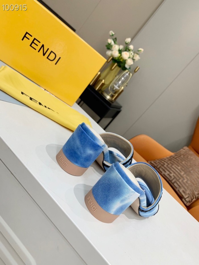 Fendi Slippers Women Shoes 009（2021）
