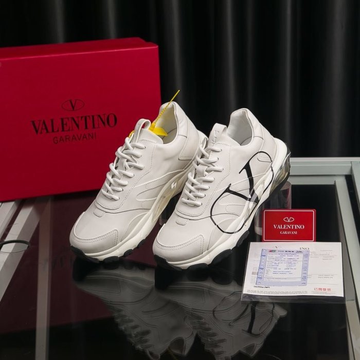 Super High End Valentino Low Top Flat Sneaker Men and Women-007（2021）