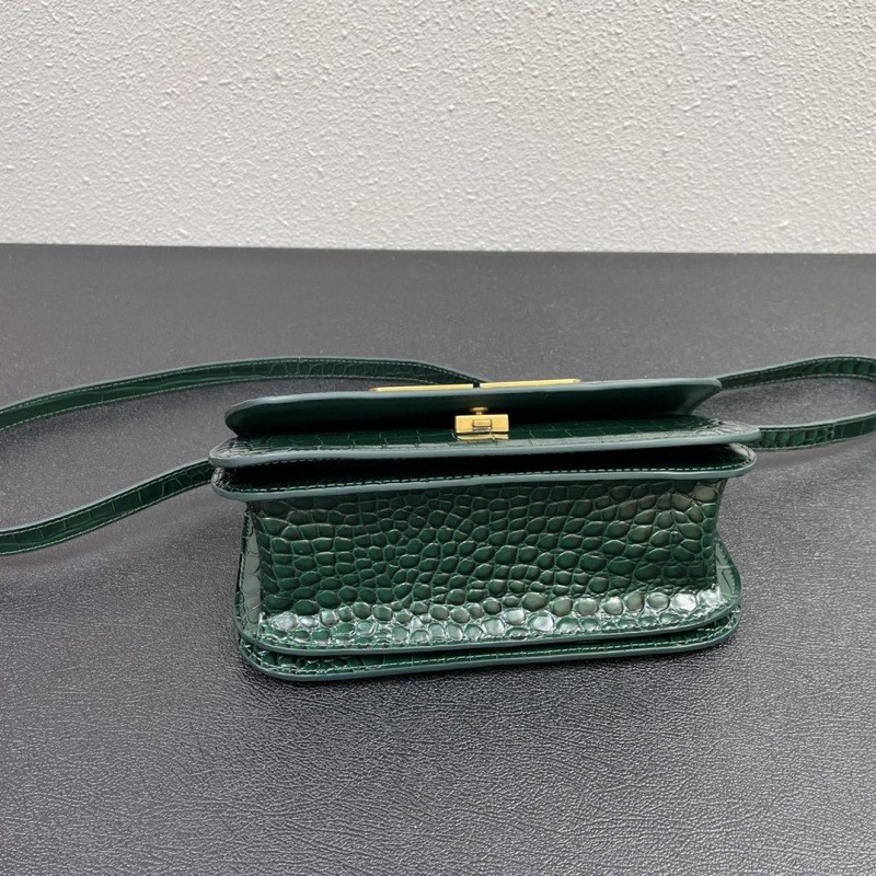 Burberry Handbags 003 (2022)
