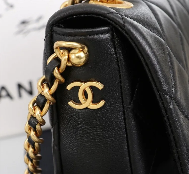 Chanel Handbags 0042 (2022)