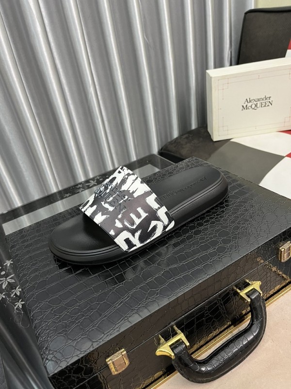 Alexander McQueen slipper 0019 (2022)