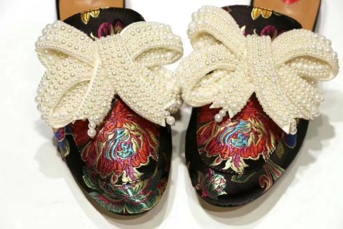 Gucci Slipper Women Shoes 0056