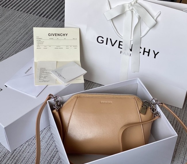 Givenchy Super High End Handbag 004（2022）