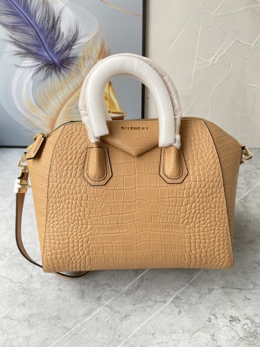 Givenchy Super High End Handbag 0024（2022）