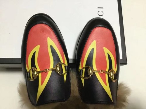 Gucci Hairy slippers 0035
