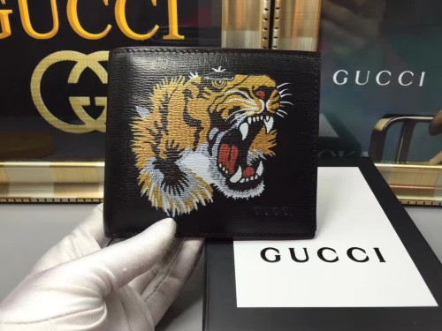Gucci wallets 067
