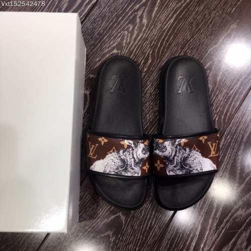 LV Slipper Men Shoes 0011