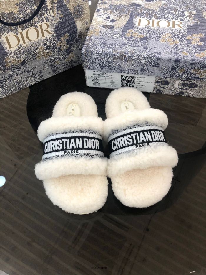 Dior Hairy slippers 005（2021）
