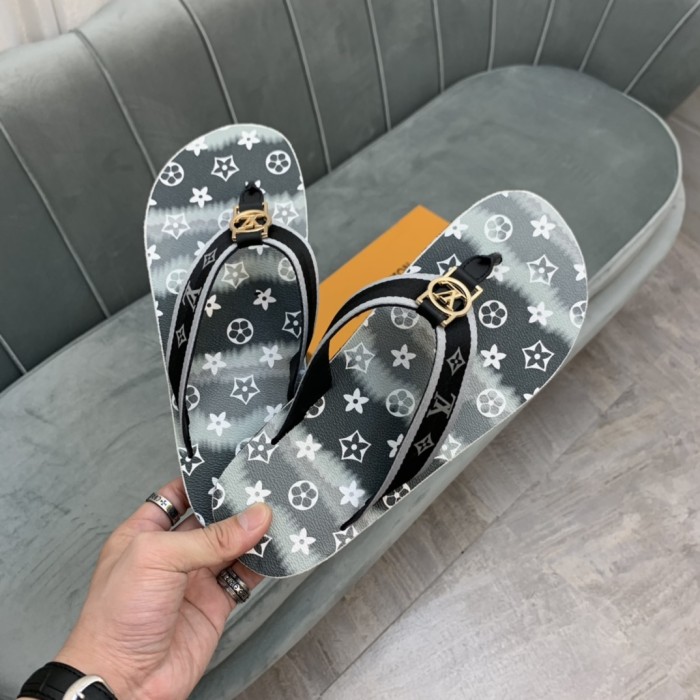 LV Slipper men Shoes 0095（2021）