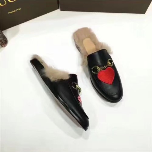 Gucci Hairy slippers 0027