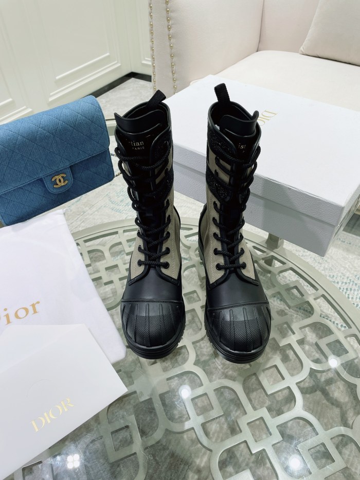 Dior Short Boost Women Shoes 0016 (2021)