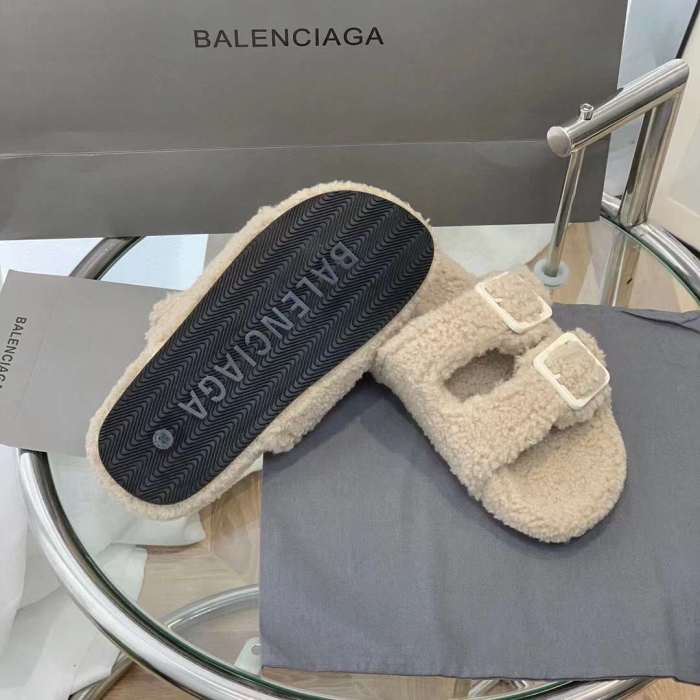 Balenciaga Hairy slippers 0020（2021）