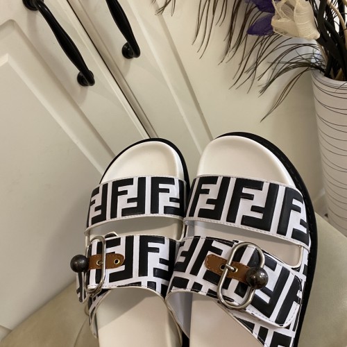 Fendi Slippers Men Shoes 005（2021）