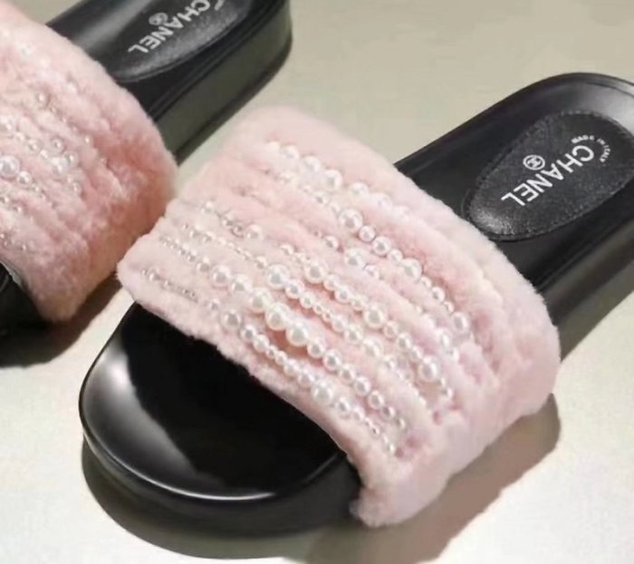 Chanel Hairy slippers 008