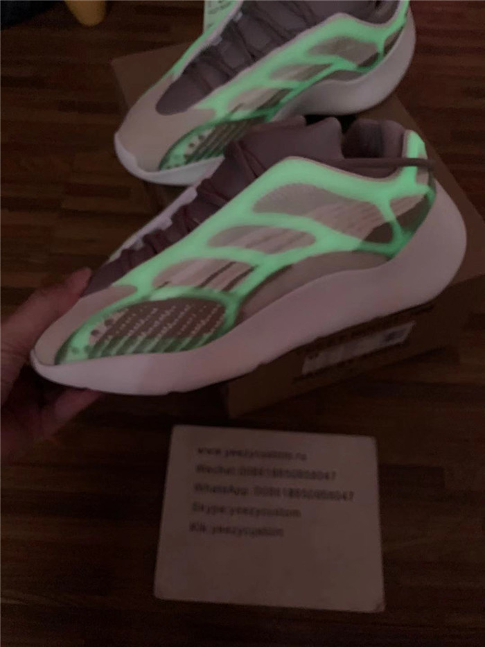 Authentic Adidas Yeezy Boost 700 V3 Men Shoes