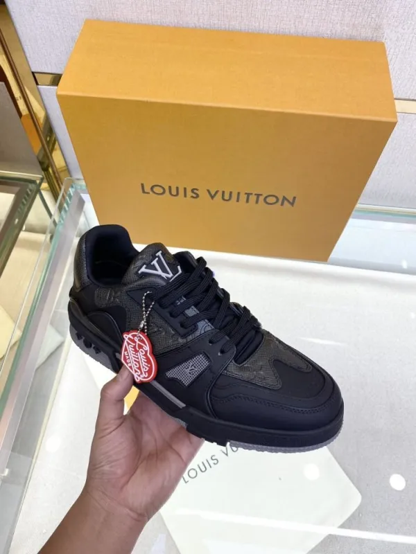 Super High End LV Men Shoes 007 (2021)