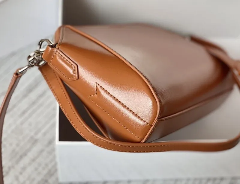 Givenchy Super High End Handbag 007（2022）