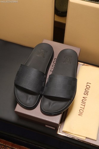 LV Slipper Men Shoes 0020